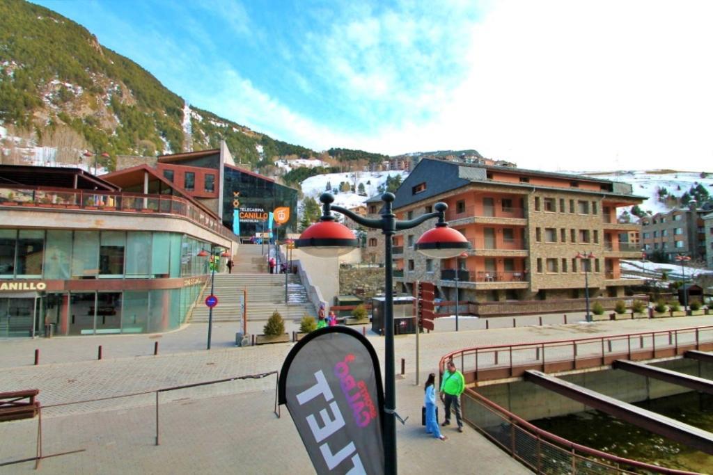 Areny, Canillo Centro, En Frente Del Telecabina De Grandvalira Ngoại thất bức ảnh